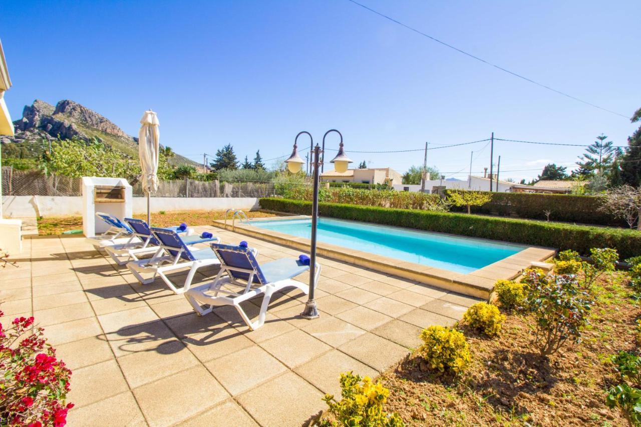 With Private Pool, Wifi And A/c Holiday home